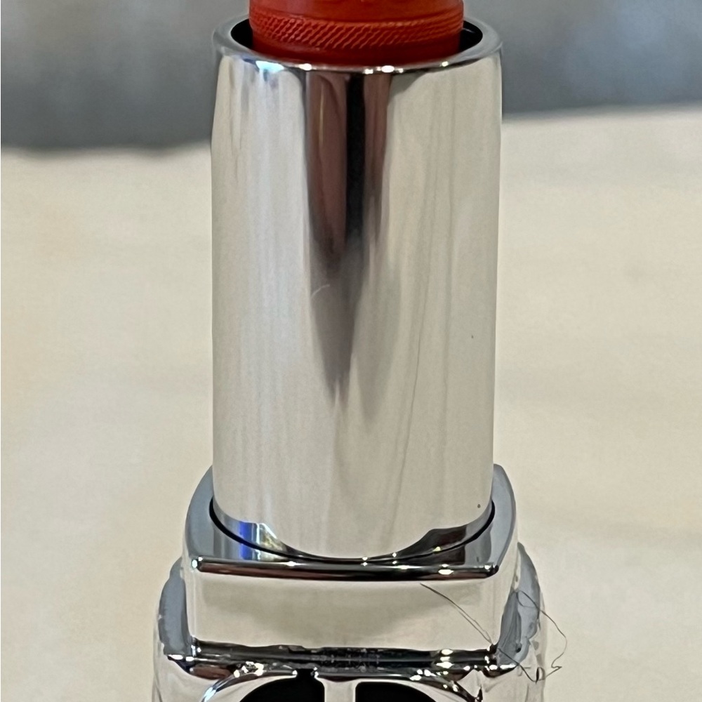 NWT Christian Dior Gigantic Gift Set with Full Size Lipsticks(3) w/ Two Pouches - Picture 10 of 16